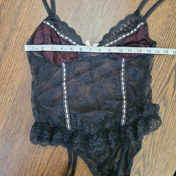 Vintage Victoria Secret Black and Pink Lace Mesh Teddy Size Women's Medium - Picture 6 of 8